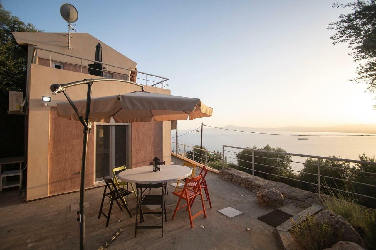 Messinian Sunset Villa Каламата Екстериор снимка