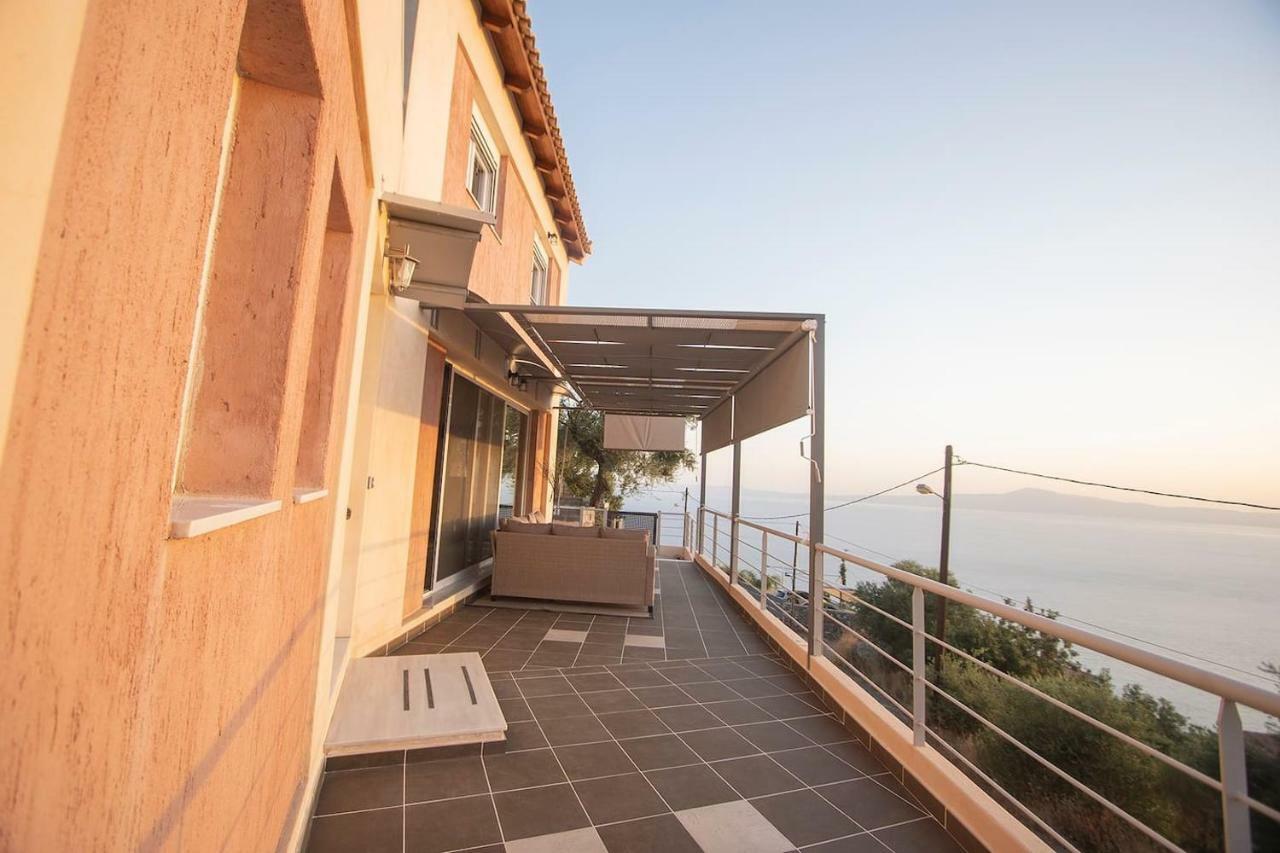 Messinian Sunset Villa Каламата Екстериор снимка